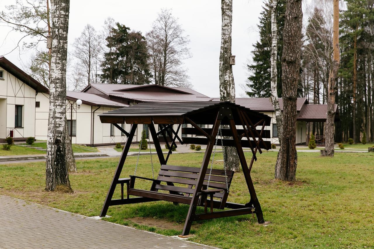 Baza Otdykha Chaika Zhodzina Exterior foto