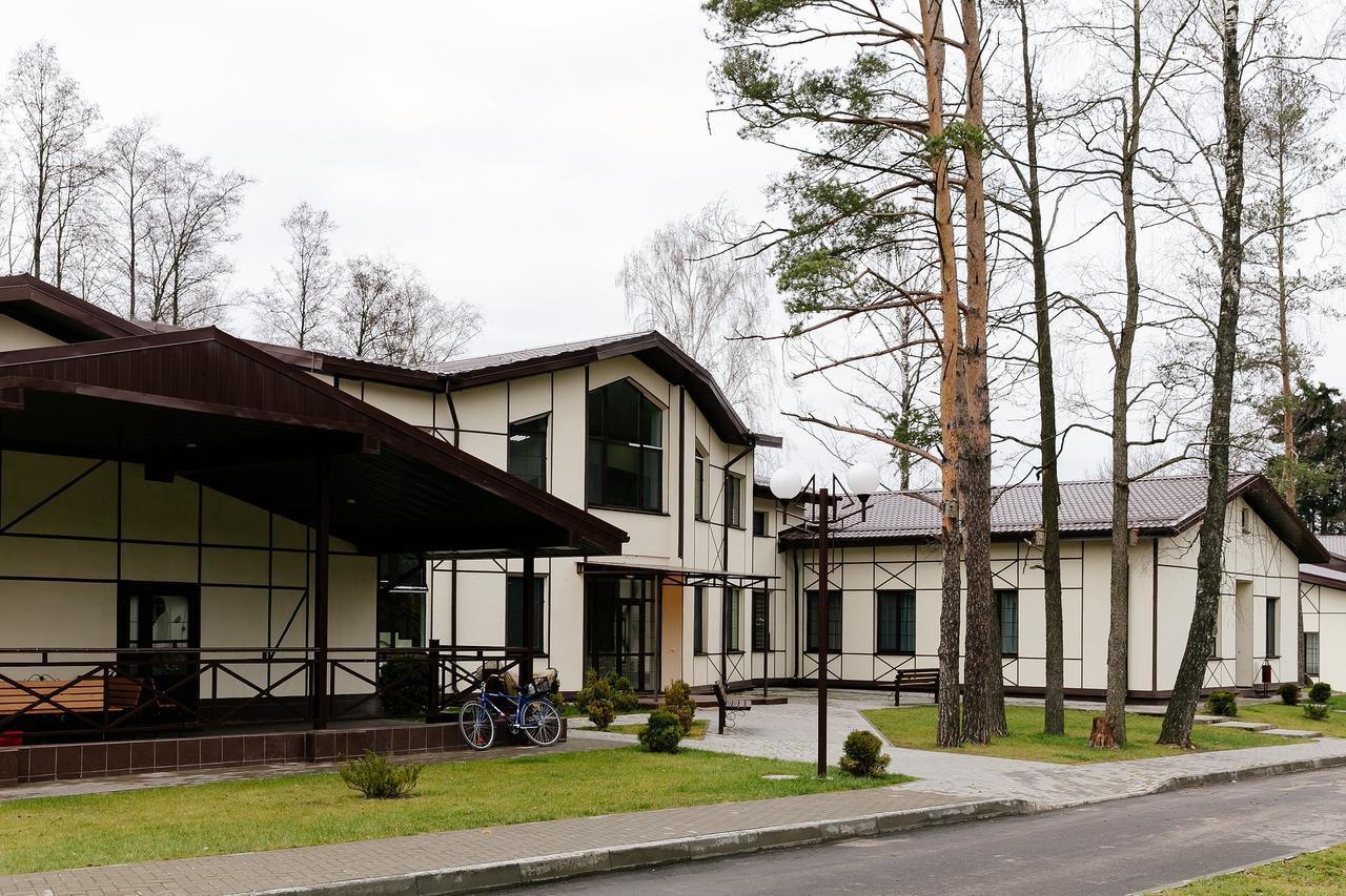 Baza Otdykha Chaika Zhodzina Exterior foto