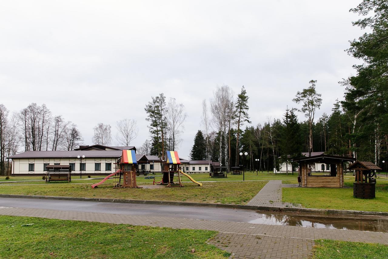 Baza Otdykha Chaika Zhodzina Exterior foto